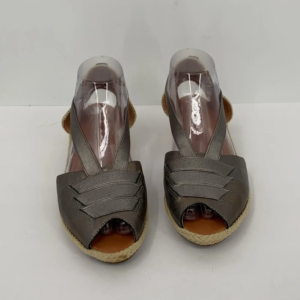 Gentle Souls Lena wedge espadrille sandal shoe pewter leather woven platform 8